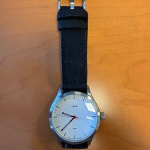Vaer C5 Quartz Watch